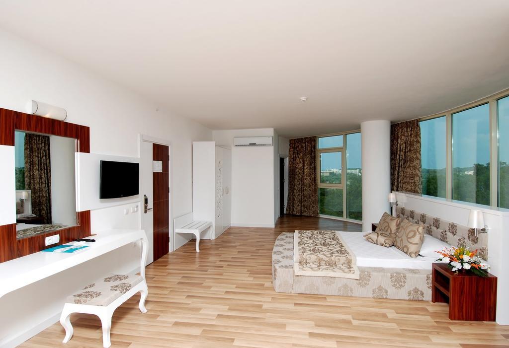 Maya World Hotel All Inclusive Sidé Chambre photo